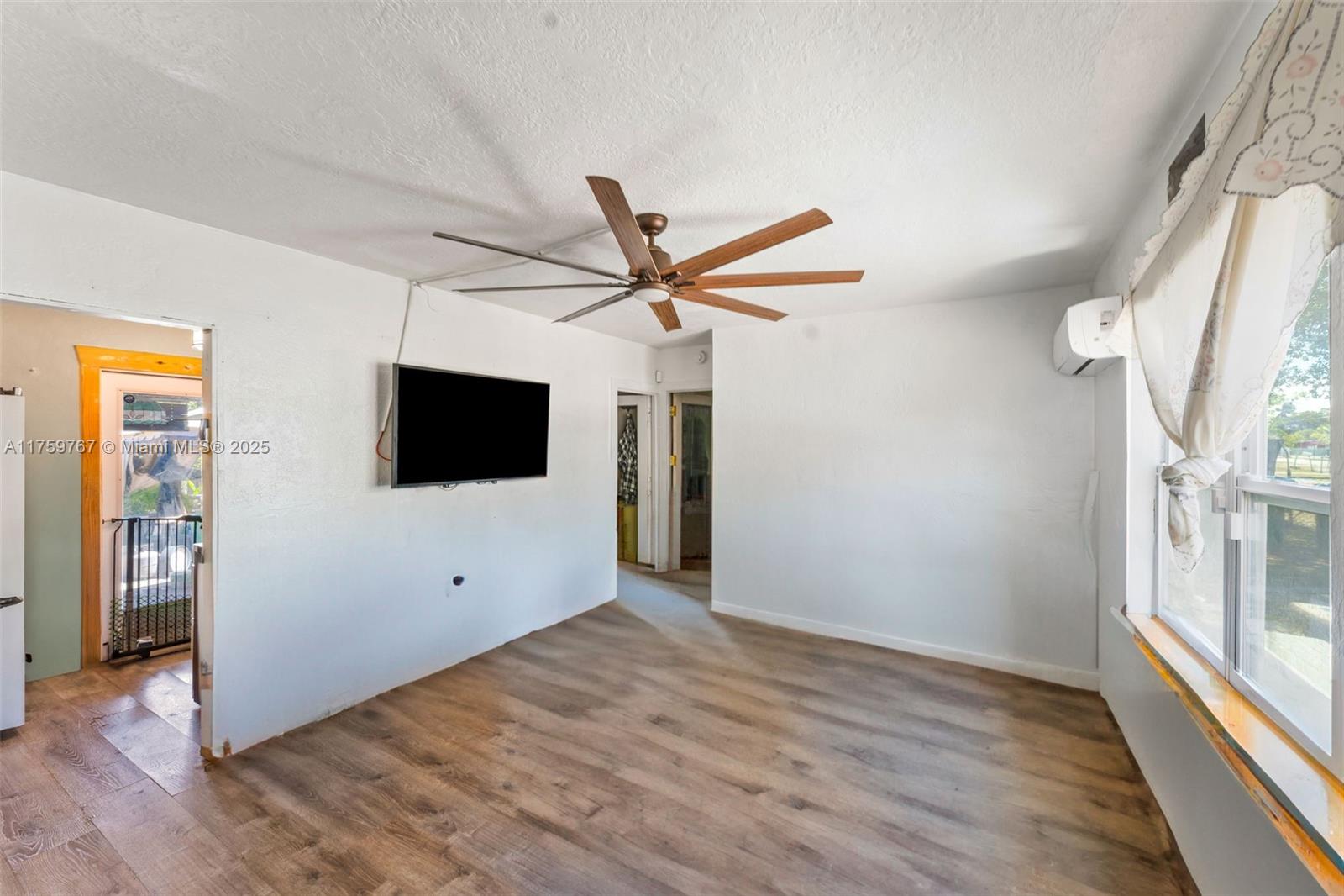 29351 Idaho Rd Property Photo 5