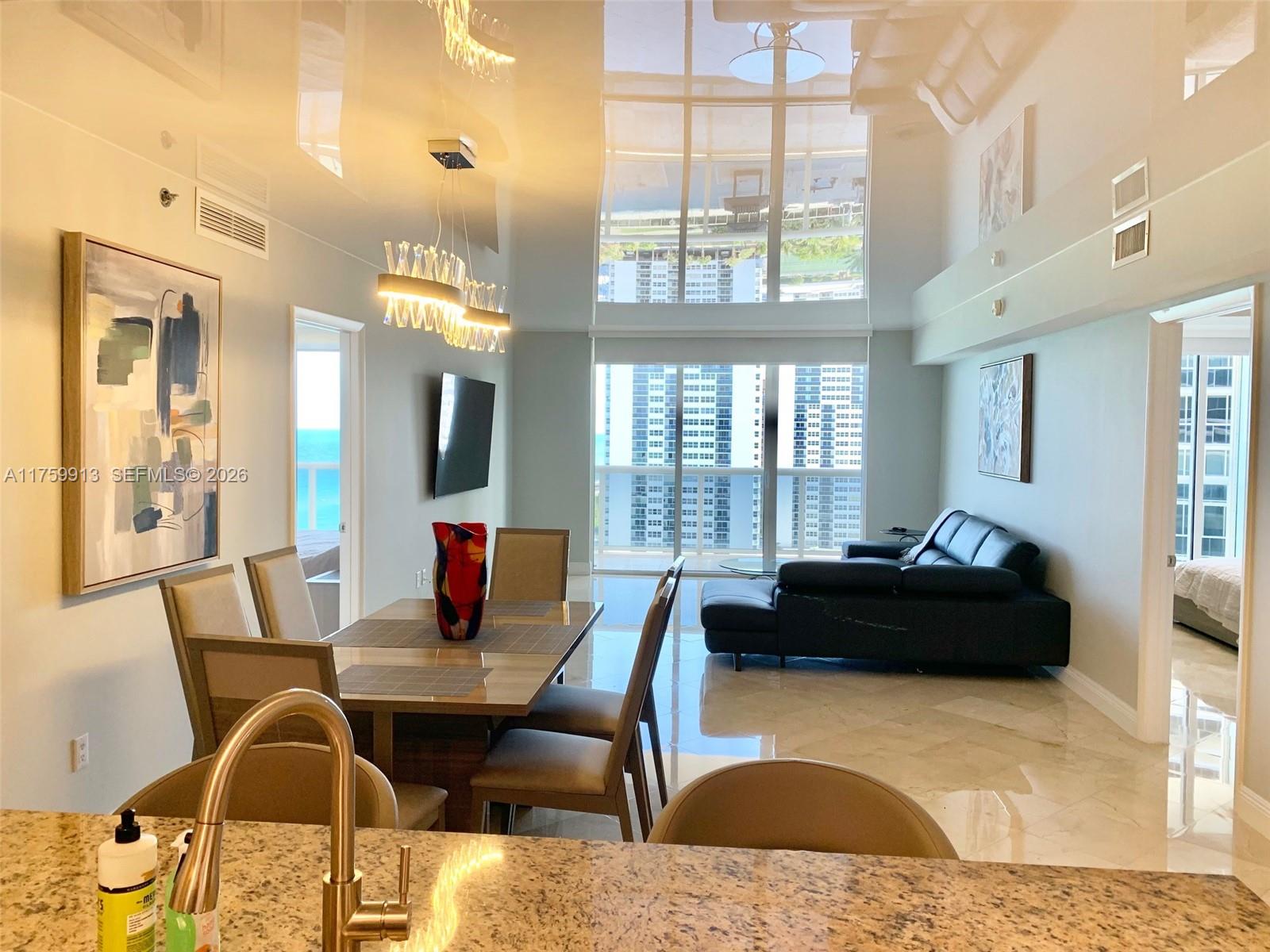 1830 S Ocean Dr 1503 Property Photo 18