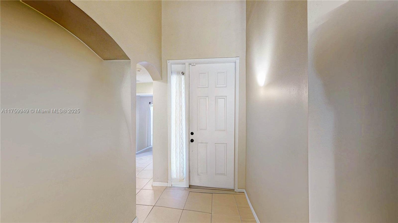 1848 Ne 3rd Ct Property Photo 5