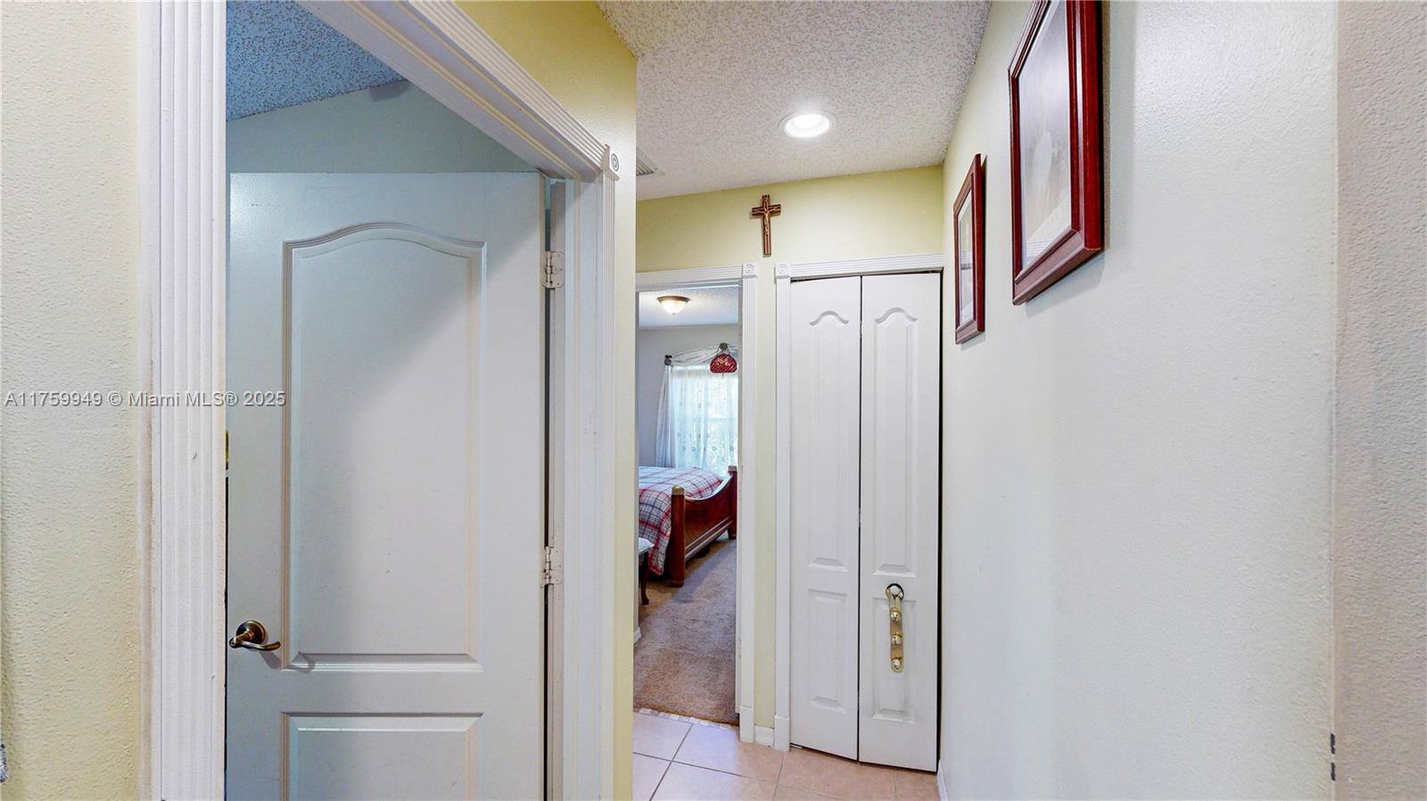 1848 Ne 3rd Ct Property Photo 18