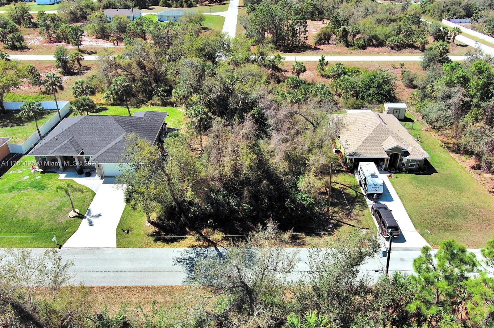205 Ferdon Cir Property Photo 7