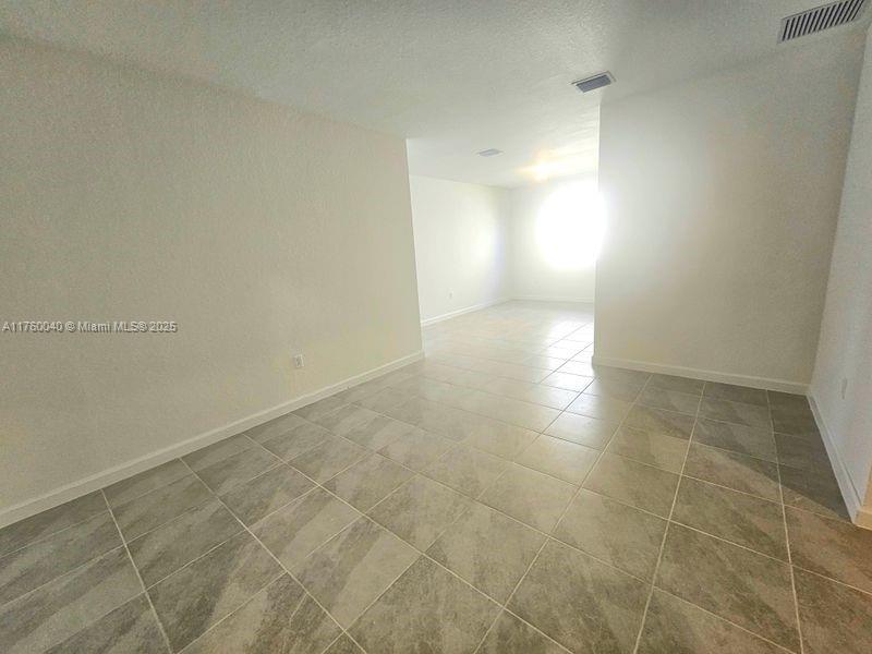 2800 Se 23 Ave Property Photo 5