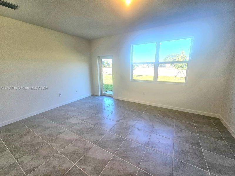 2800 Se 23 Ave Property Photo 11