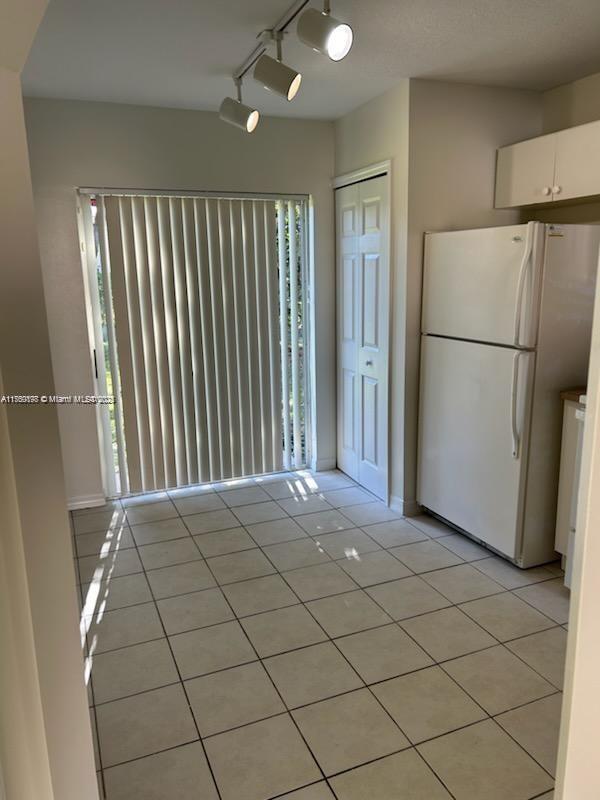 2731 Se 12th Pl 104 Property Photo 10