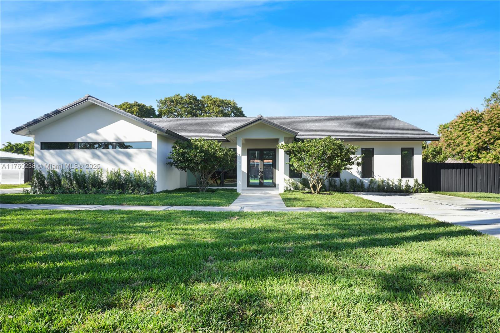 8765 Sw 175th St Property Photo