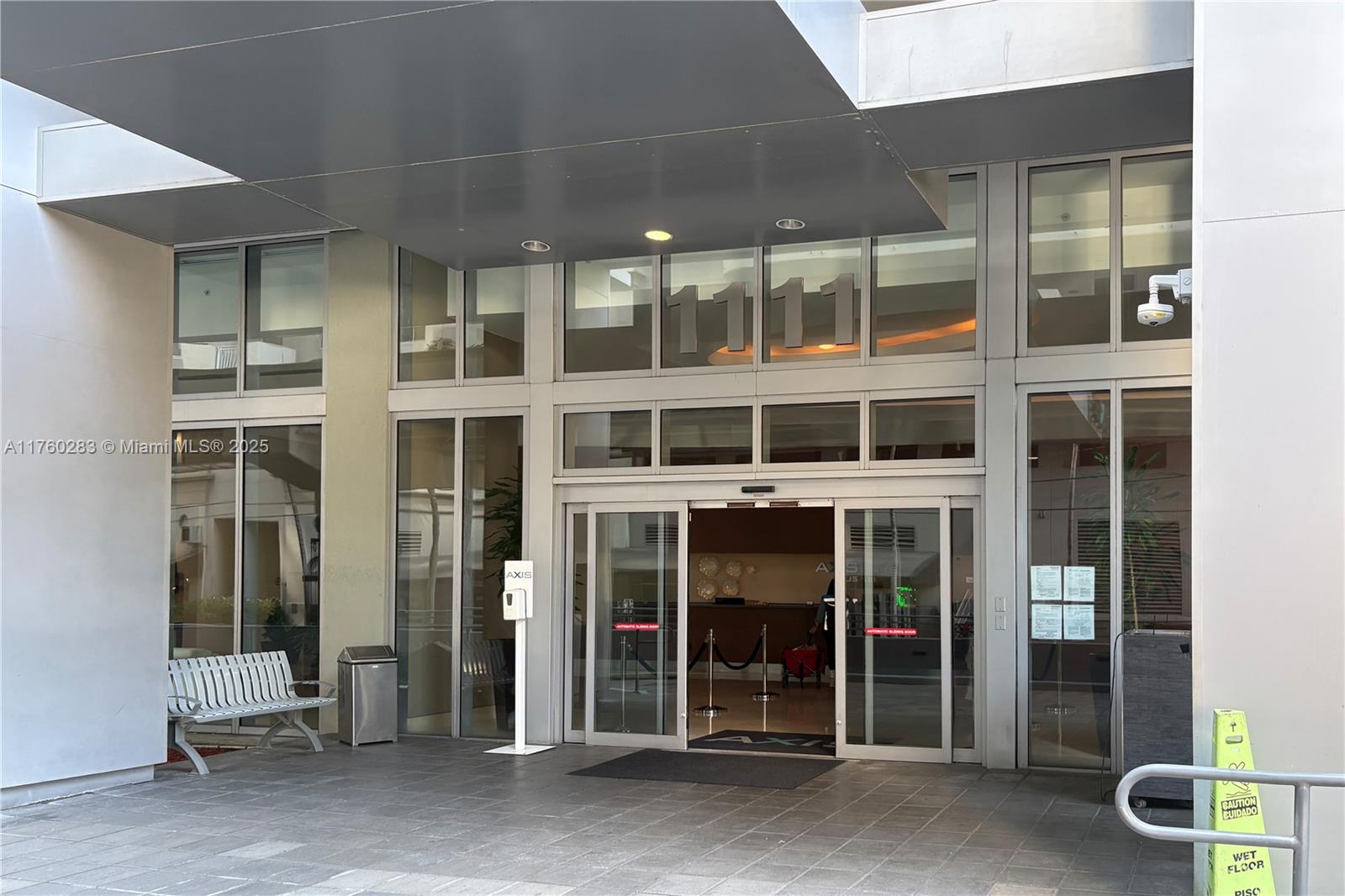 1111 Sw 1st Ave 1115-n Property Photo 4