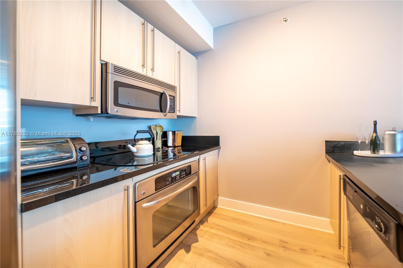 1111 Sw 1st Ave 1115-n Property Photo 8