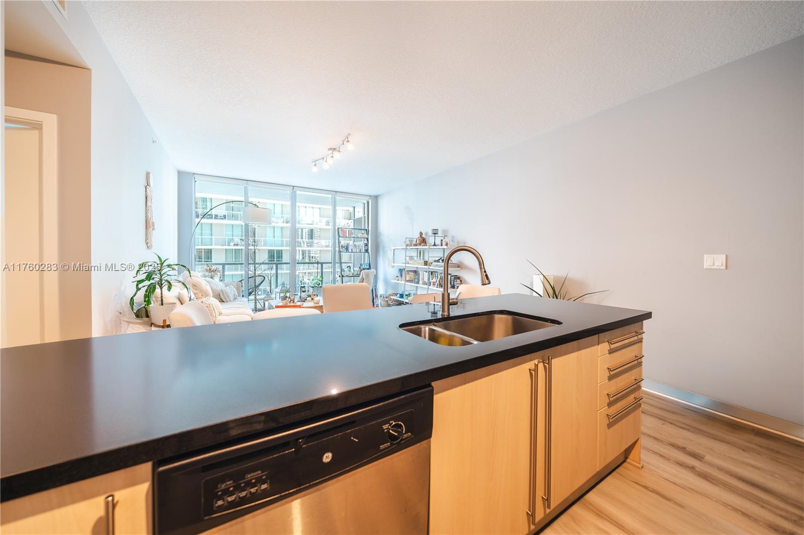 1111 Sw 1st Ave 1115-n Property Photo 9