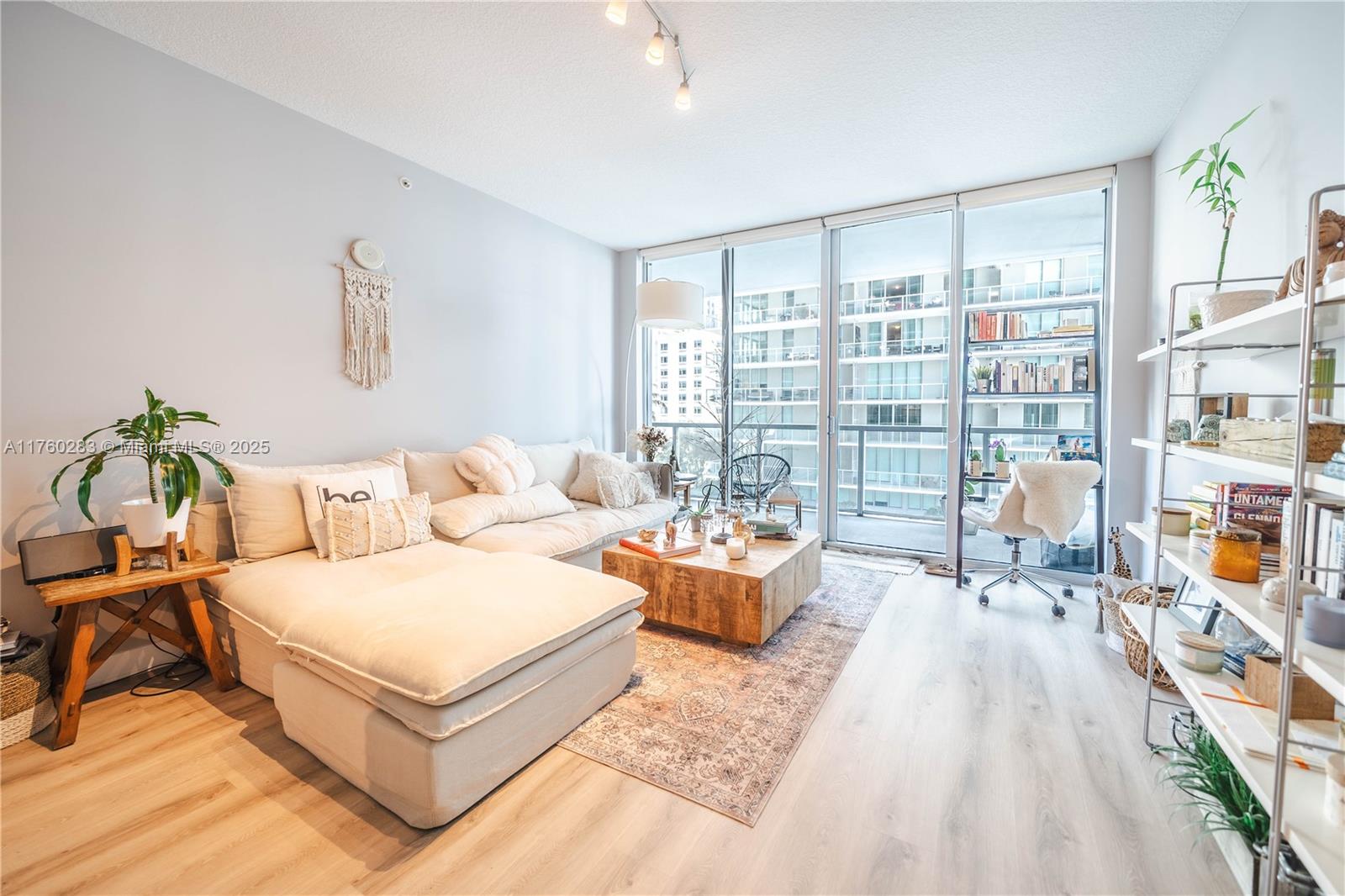 1111 Sw 1st Ave 1115-n Property Photo 10