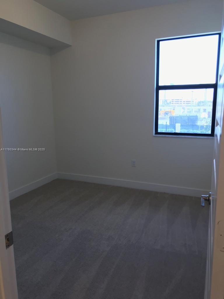 10431 Nw 82nd St 5 Property Photo 11