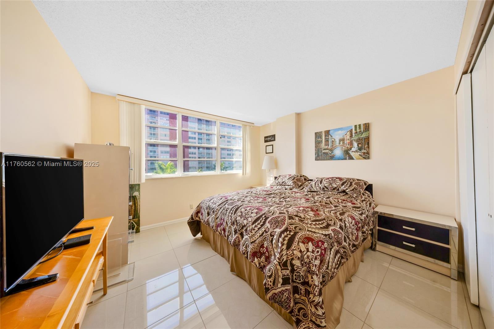 3113 S Ocean Dr 506 Property Photo 13