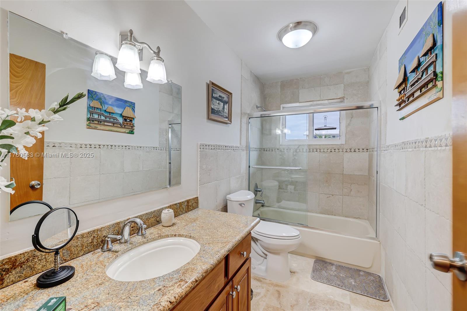 1032 Adams Dr Property Photo 17