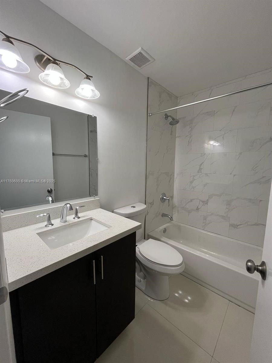 13724 Sw 258th Ln Property Photo 8