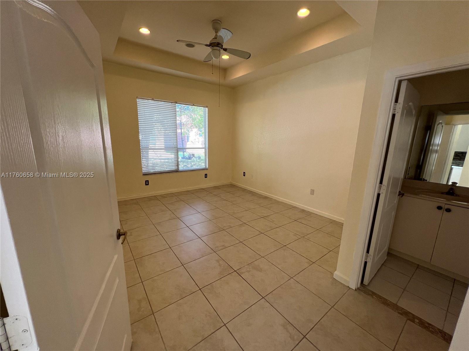 2240 Portofino Ave 2240 Property Photo 4