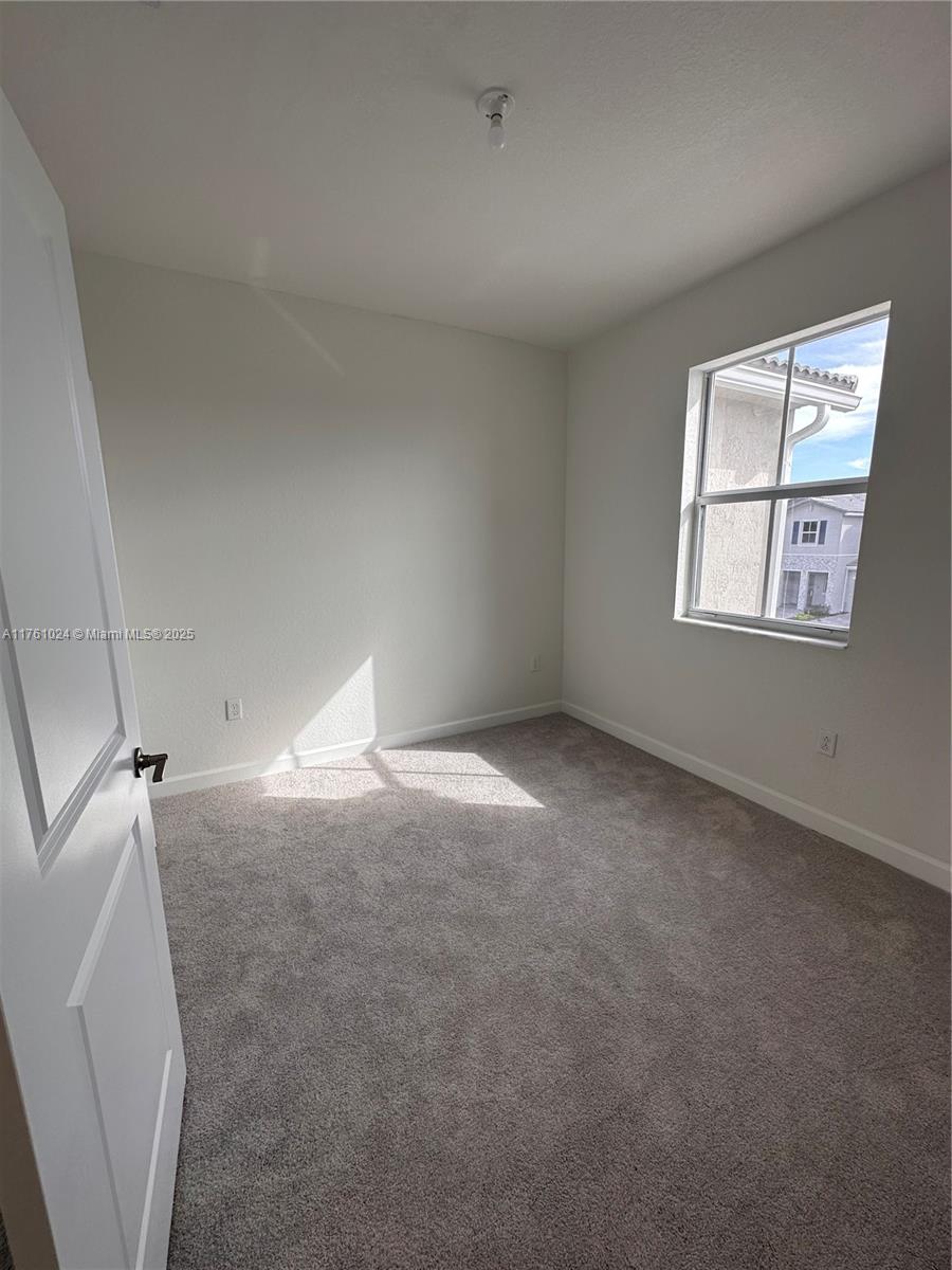 2637 Se 10th St 2637 Property Photo 16
