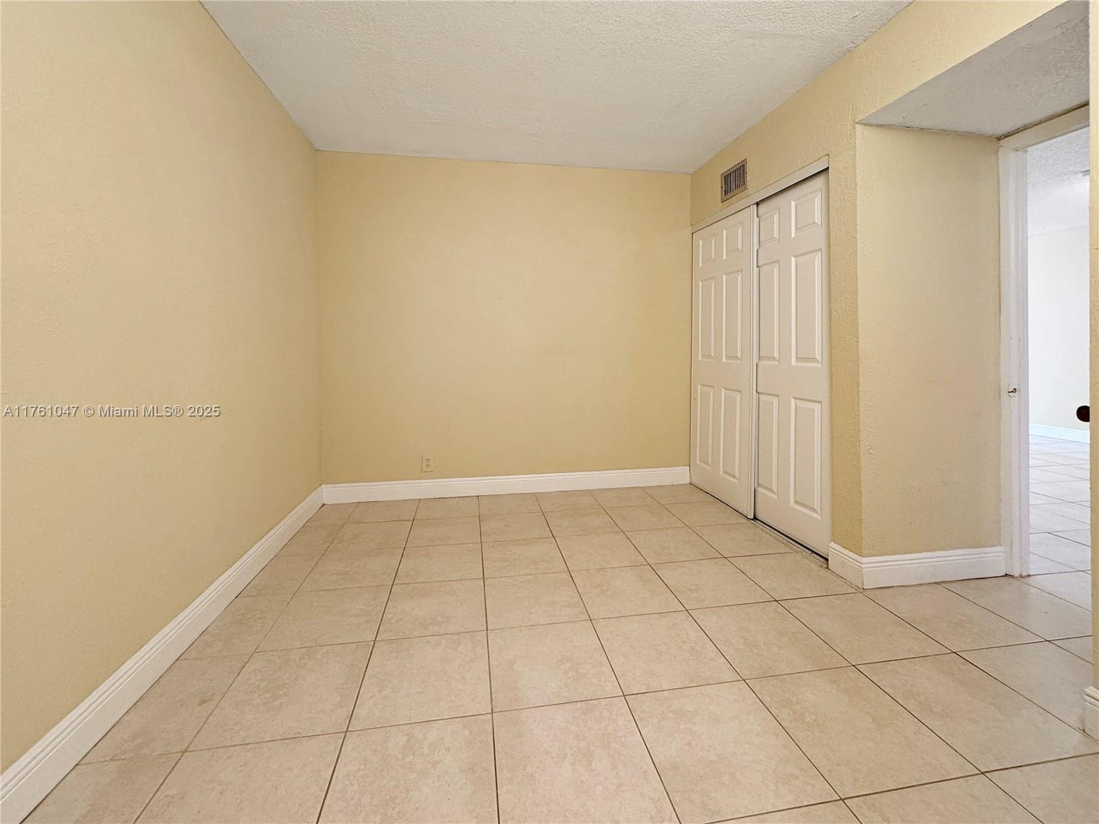 410 Nw 68th Ave 207 Property Photo 11