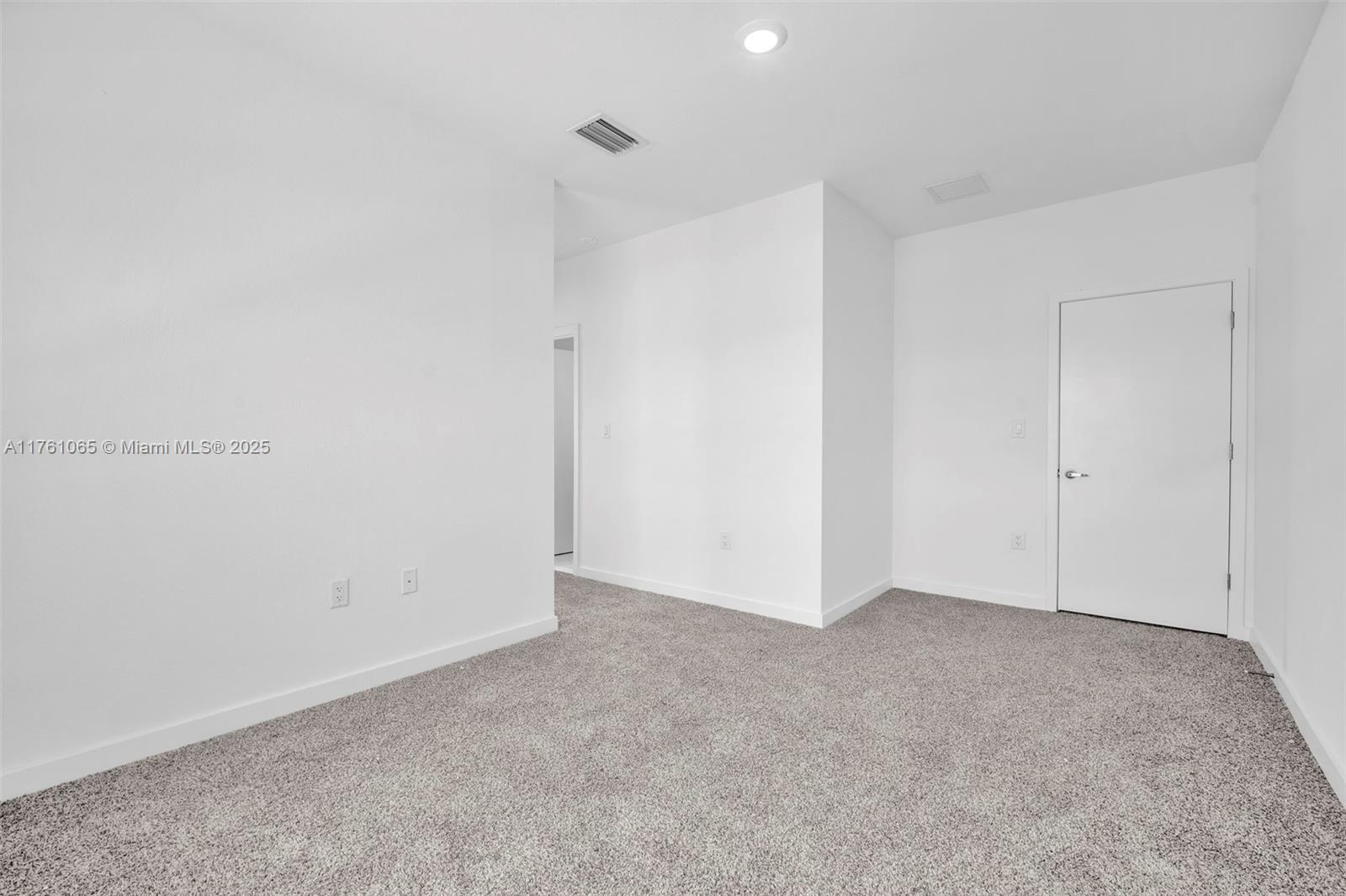 245 Nw 13 Place 245 Property Photo 23