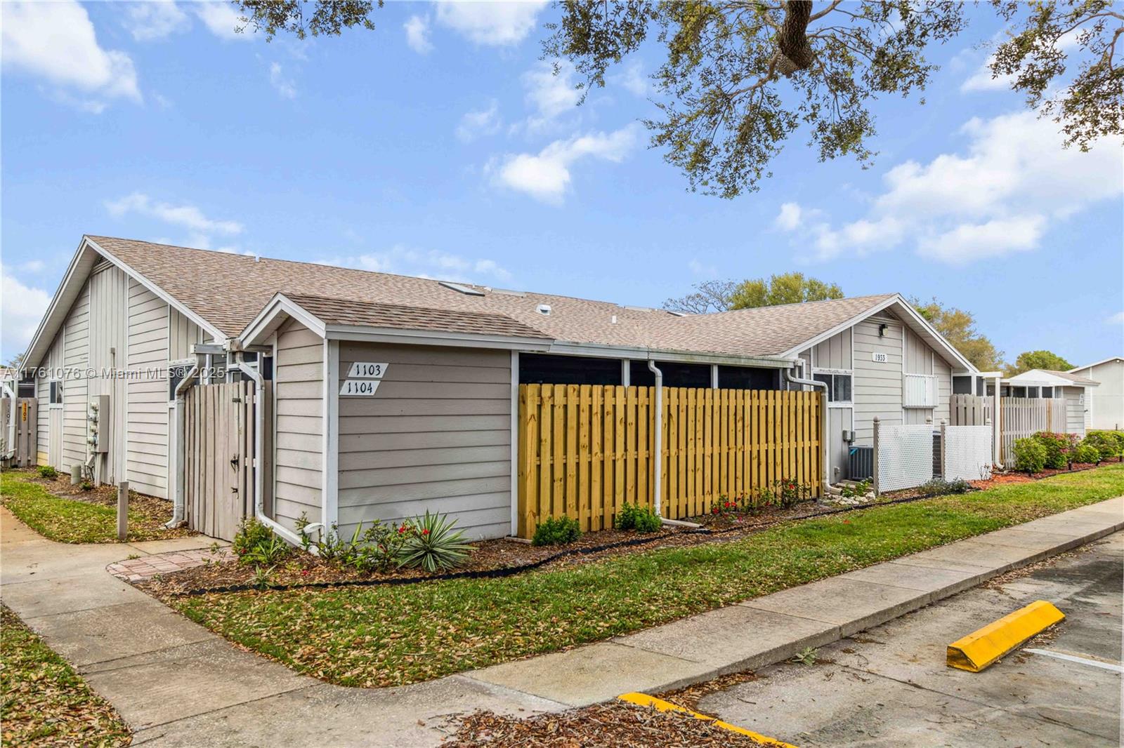 1933 Quail Ridge Ct 1104 Property Photo