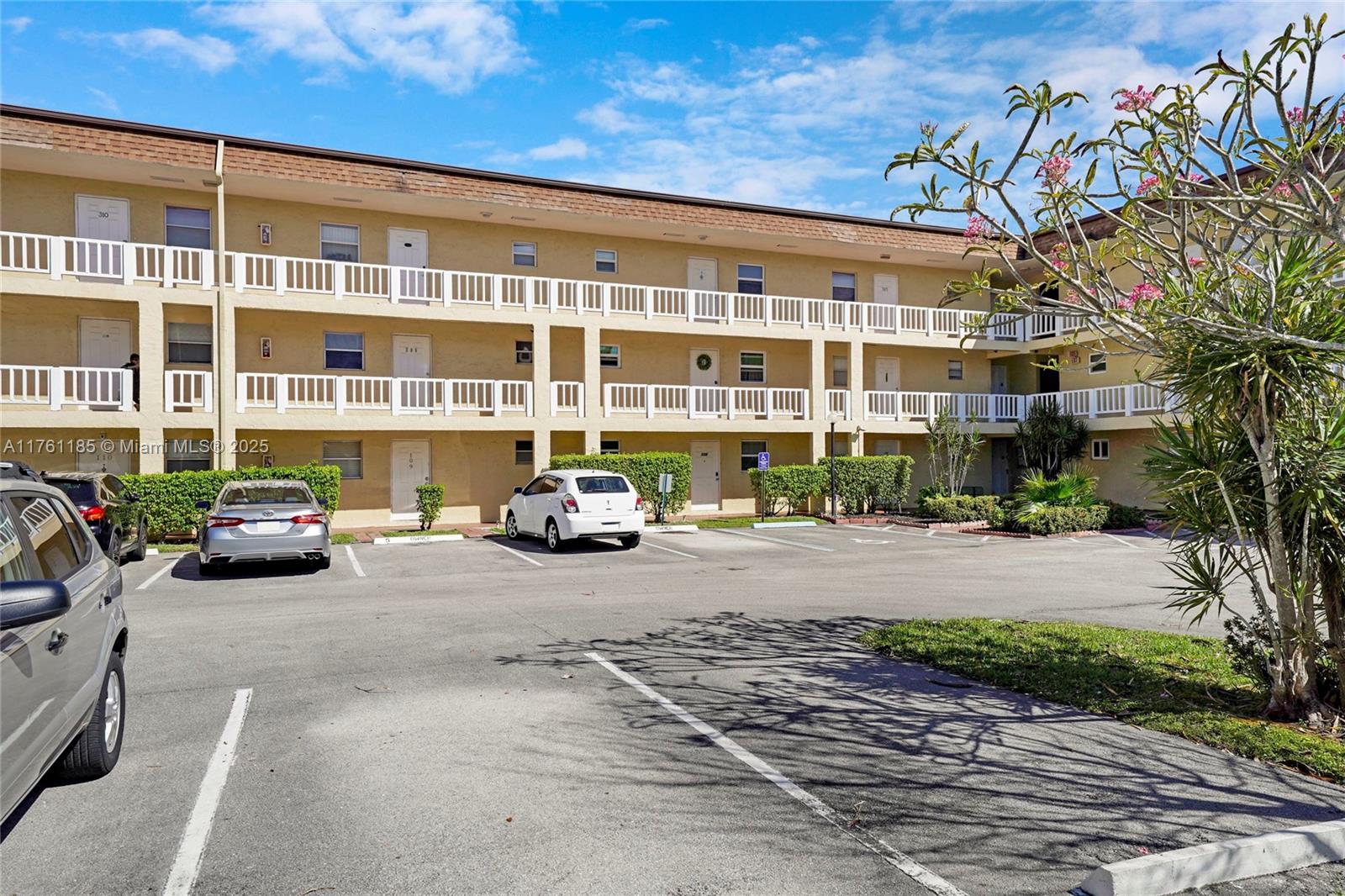3500 Sw Natura Blvd 307 Property Photo 1