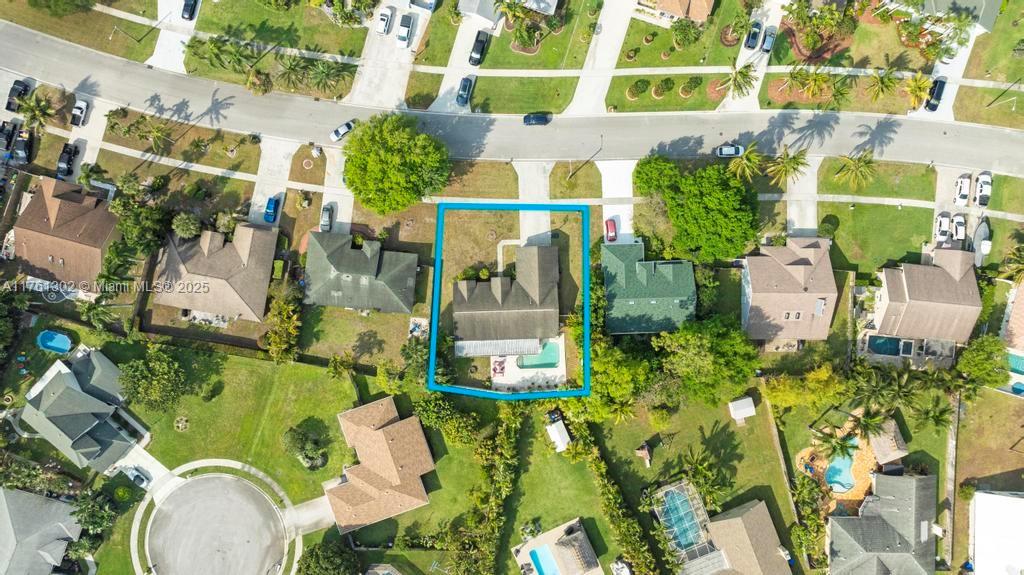 155 Kings Way Property Photo 41