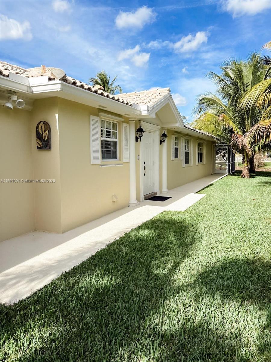 8163 Montserrat Pl Property Photo