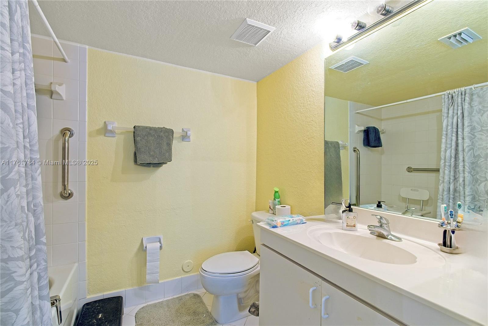 2931 Se 13th Ave 106-47 Property Photo 11