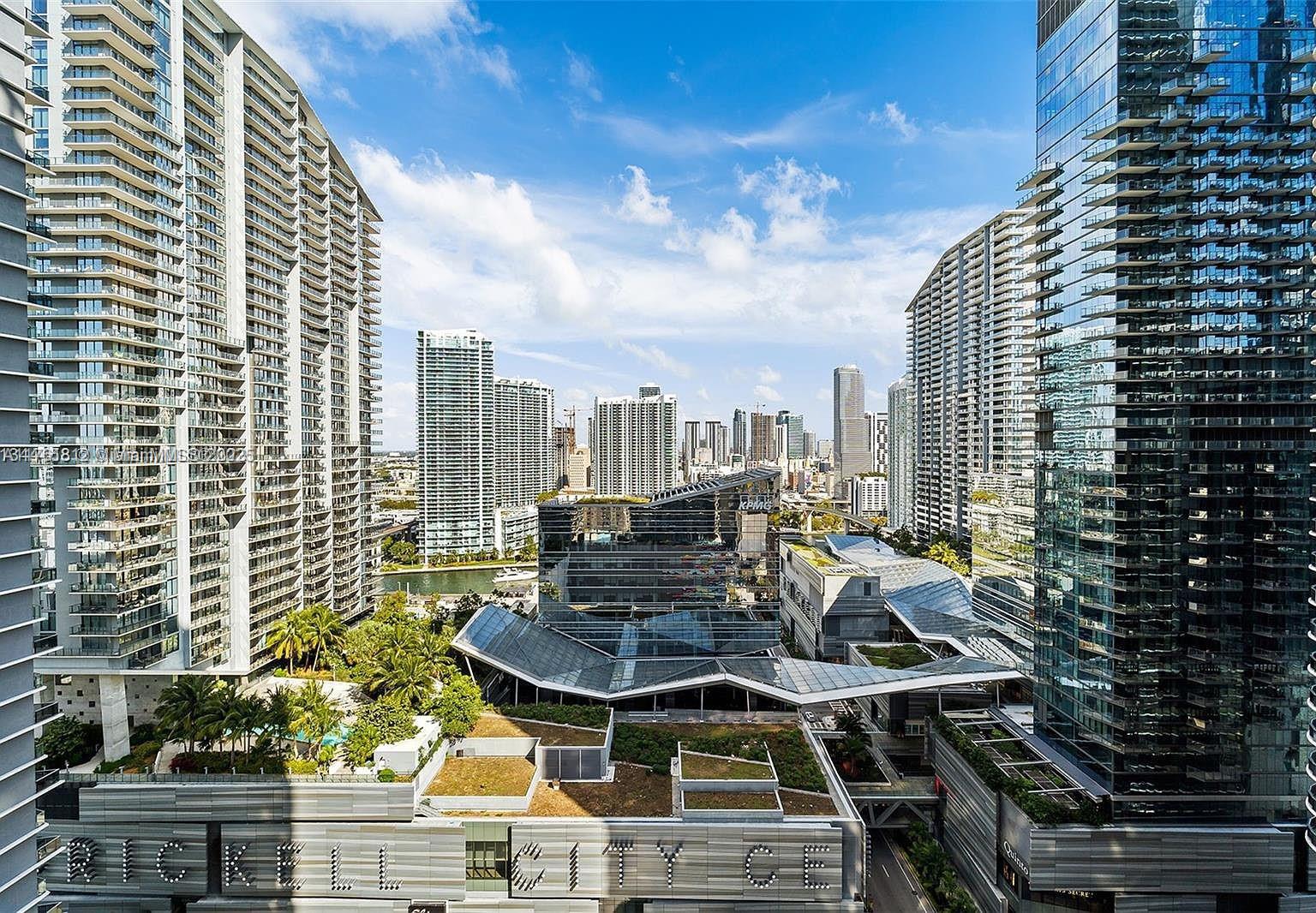 55 SW 9th St 1107 Property Photo 1