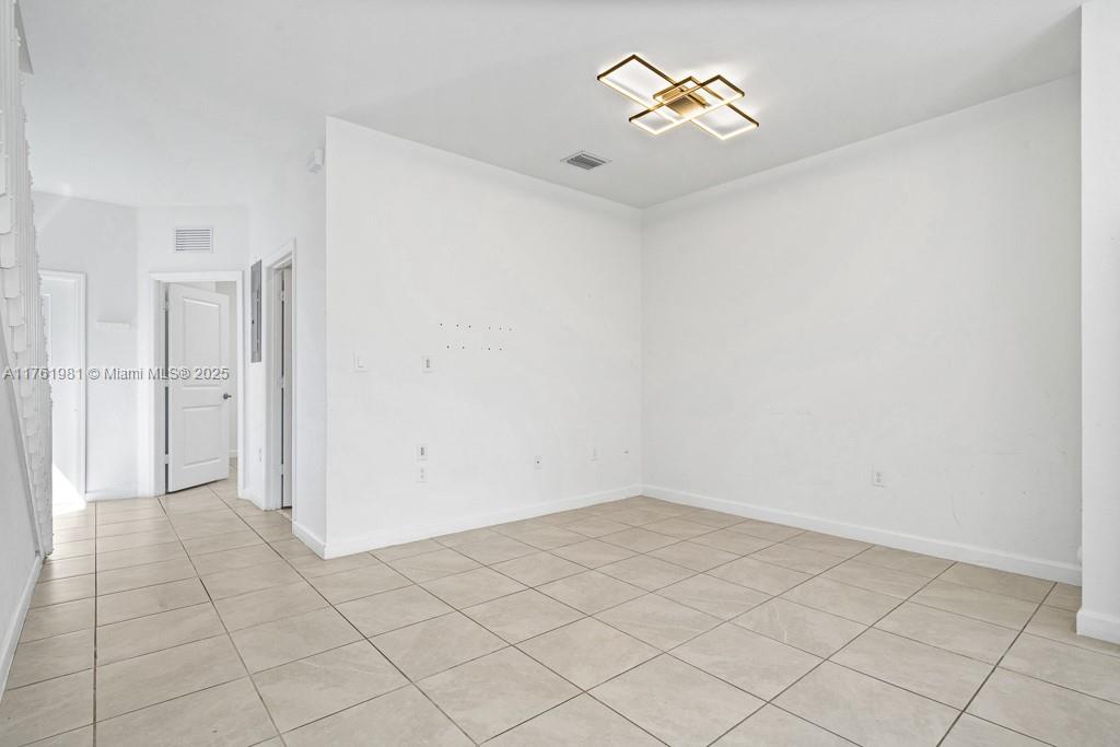 11756 Sw 245th Ter Property Photo 5