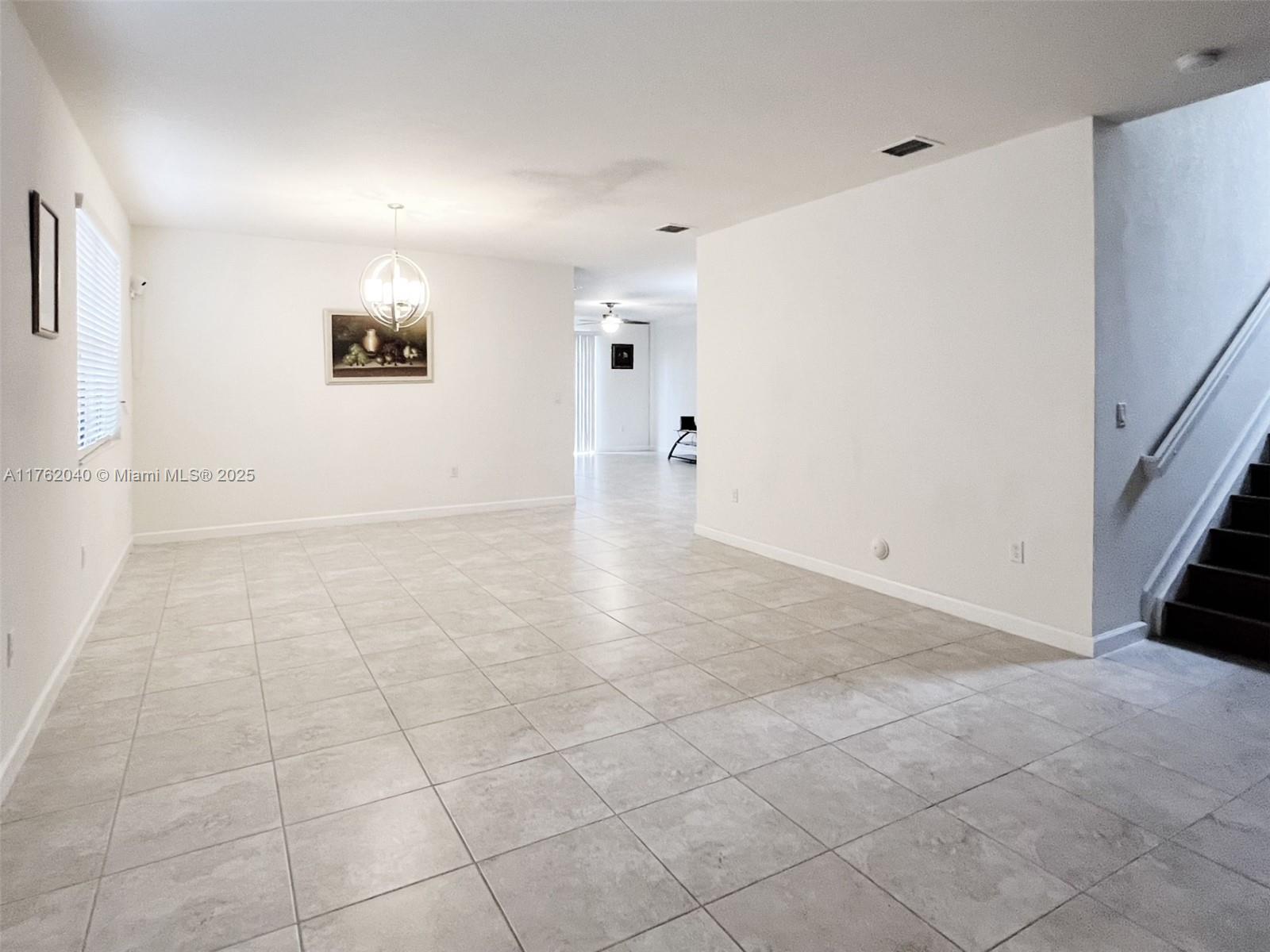 422 Se 34th Ter 422 Property Photo 13