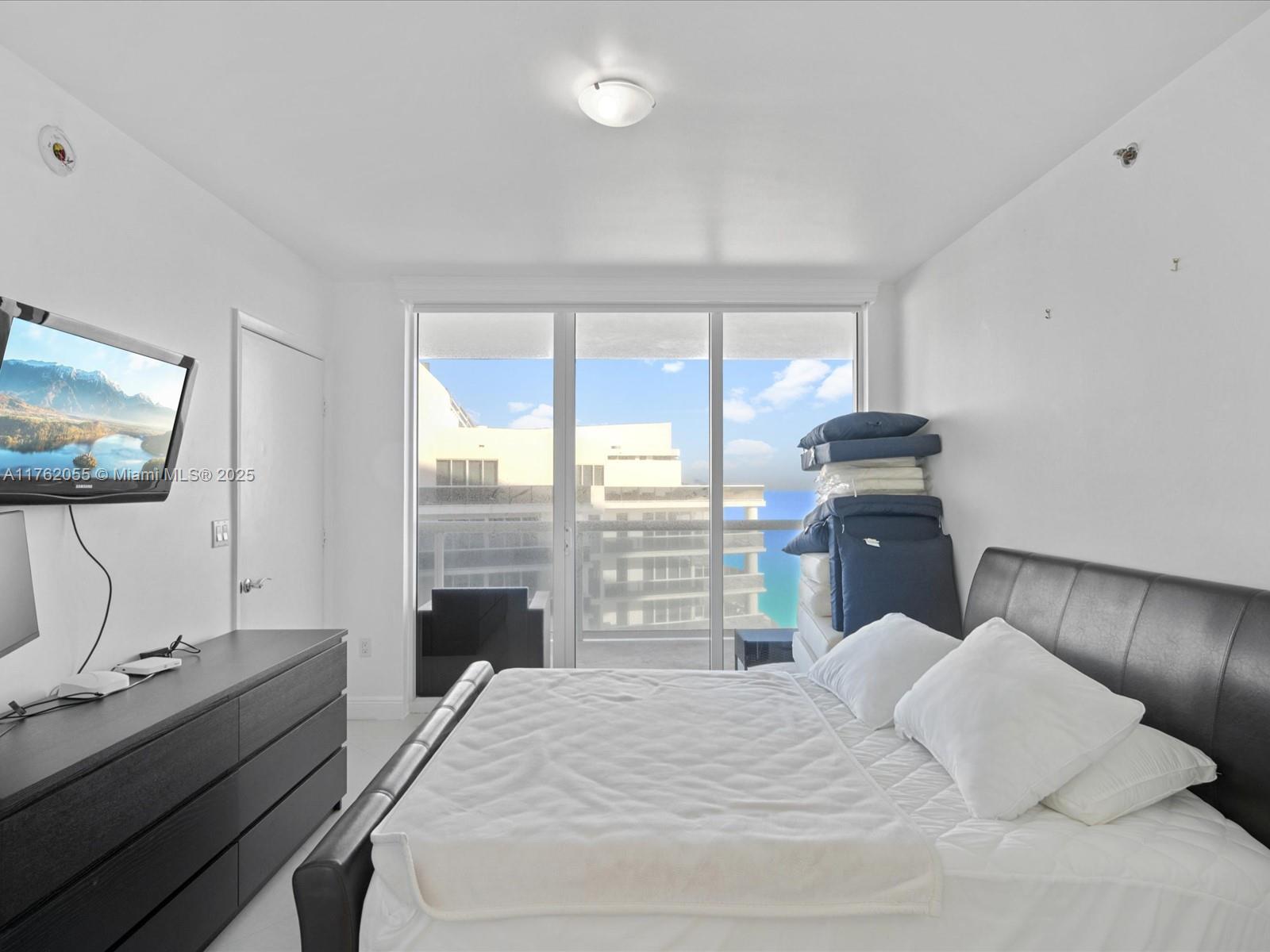 1830 S Ocean Dr 4508 Property Photo 26