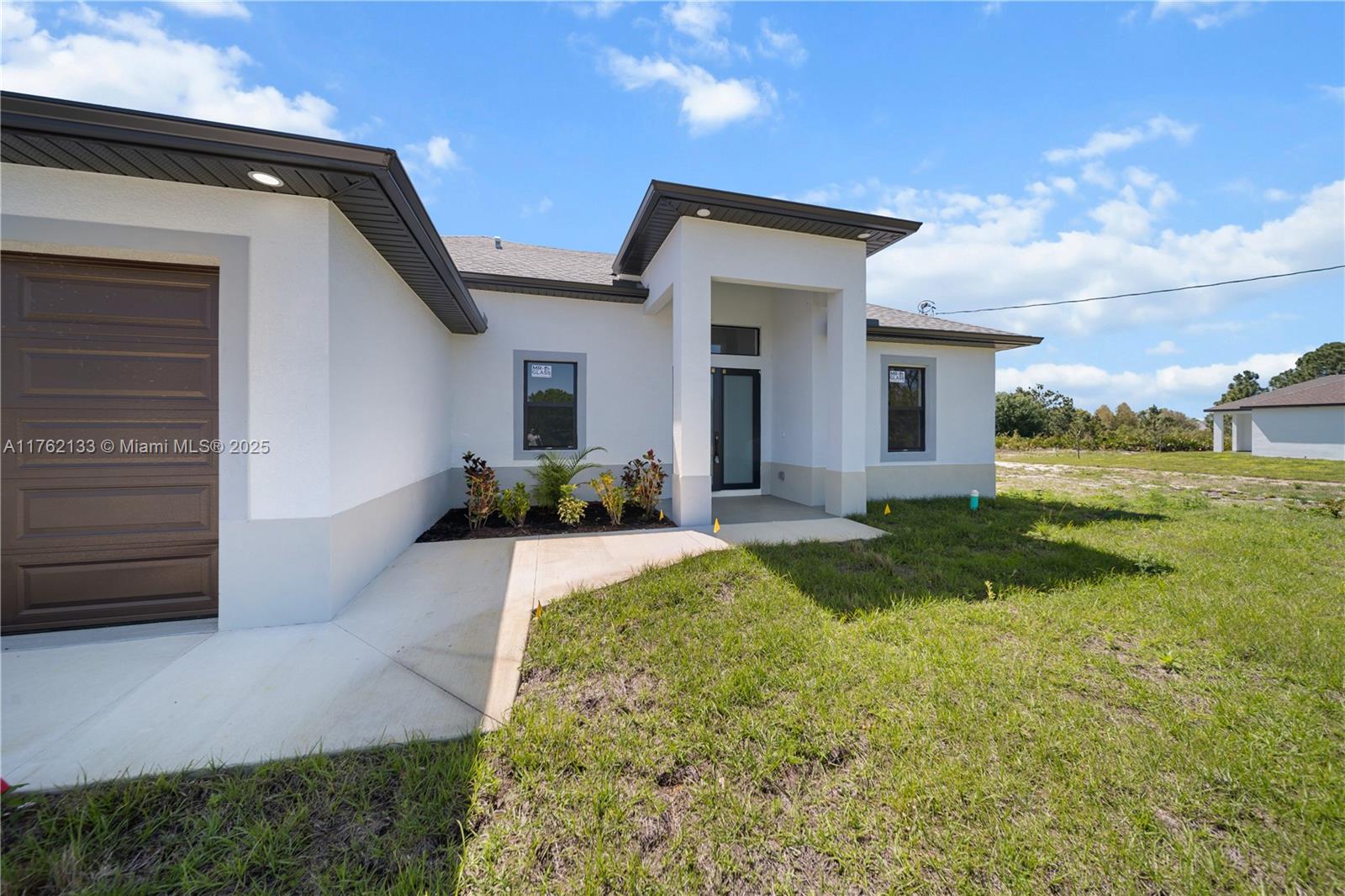 7537 5th Ter Property Photo