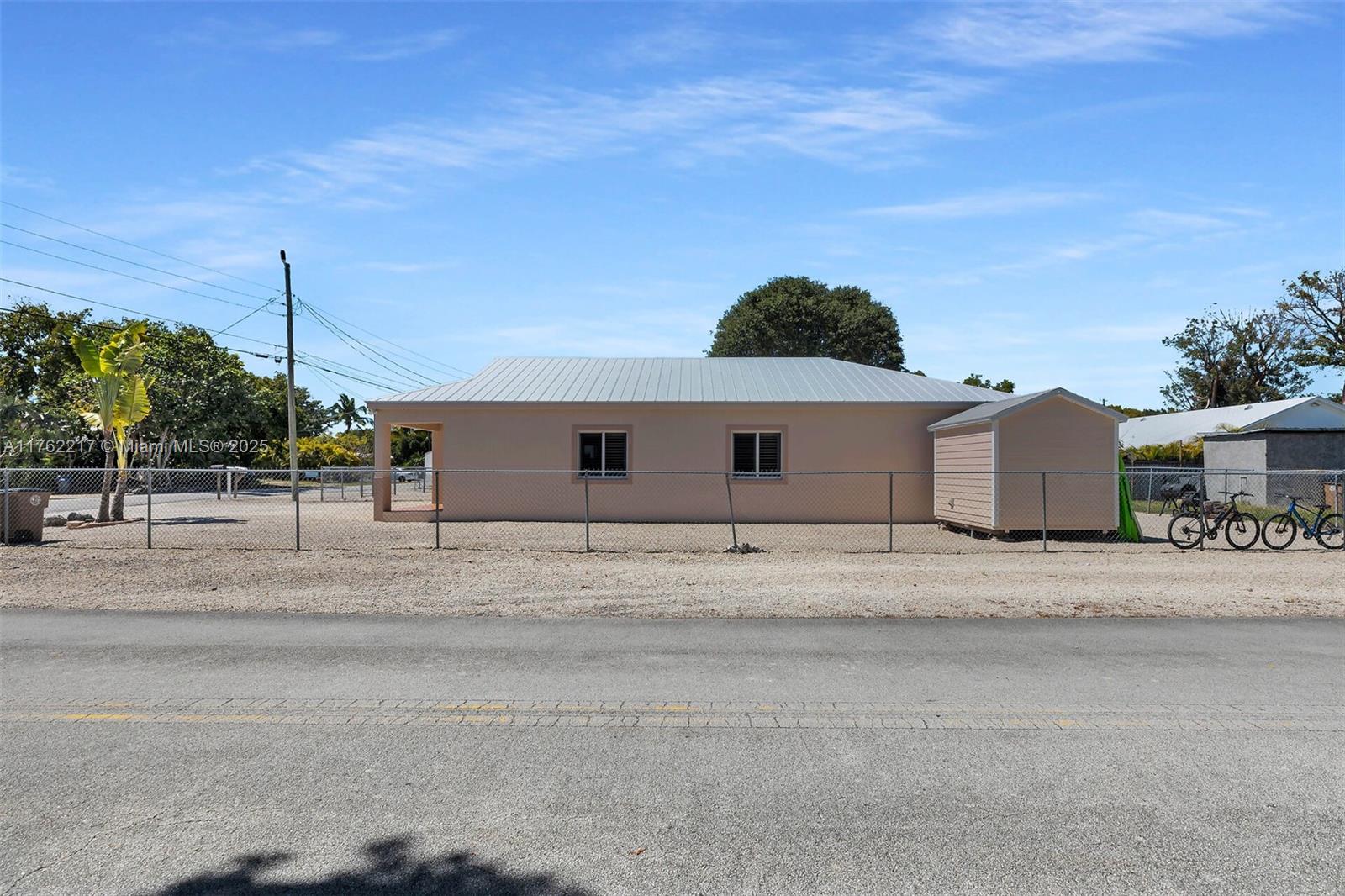 16 Jewfish Ave Property Photo 3