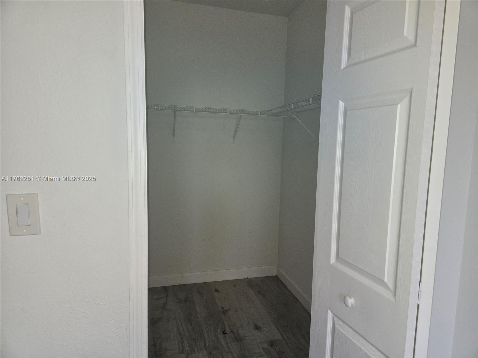 1658 Se 28th Ct 202 Property Photo 5