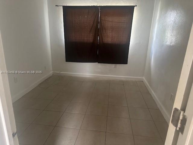 7571 Venetian St B Property Photo 4