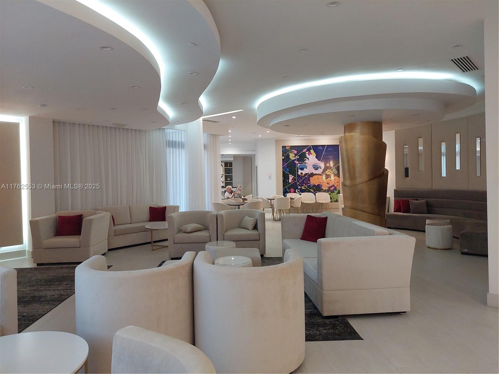 3610 Yacht Club Dr 401 Property Photo 6