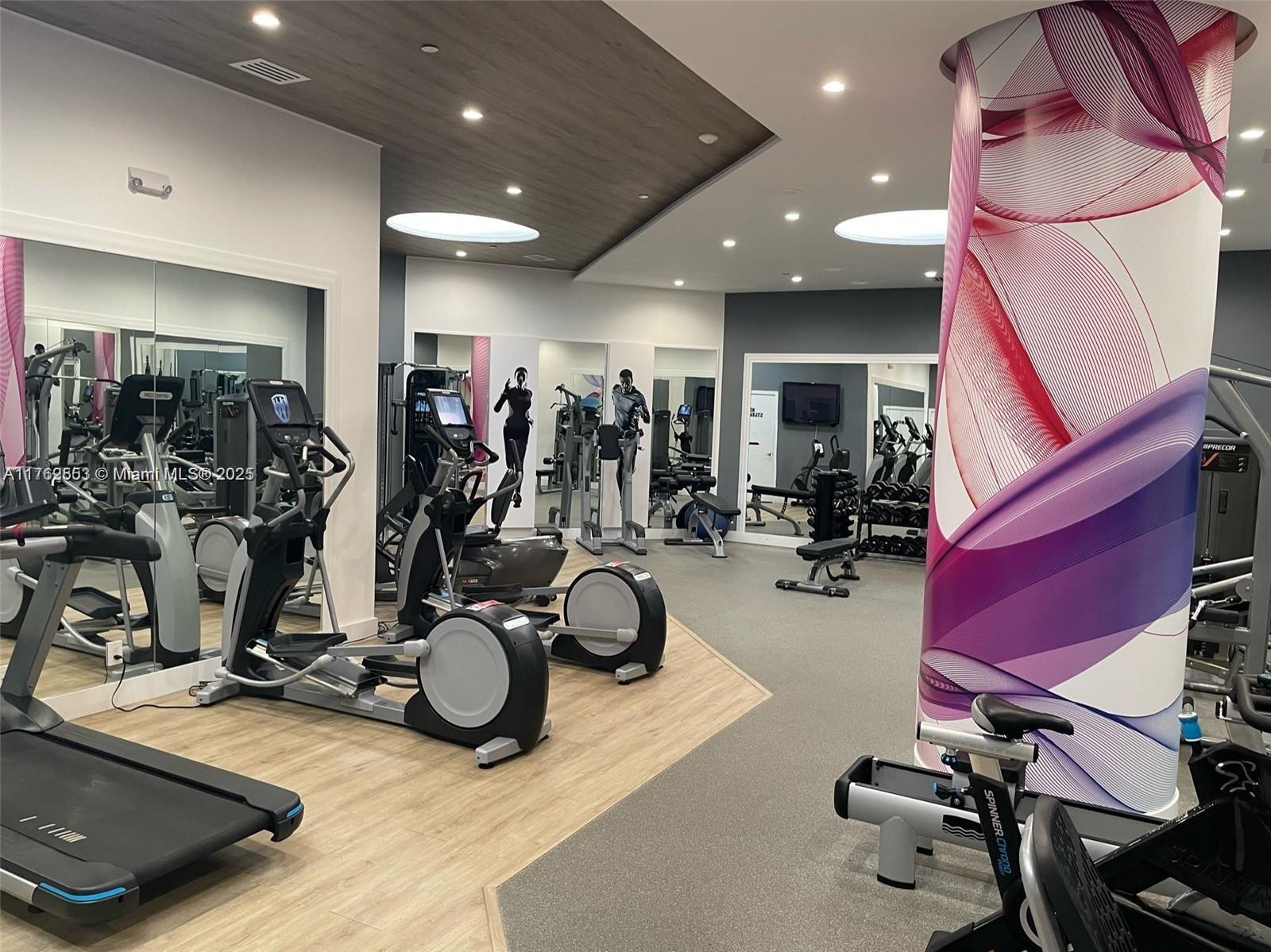 3610 Yacht Club Dr 401 Property Photo 16