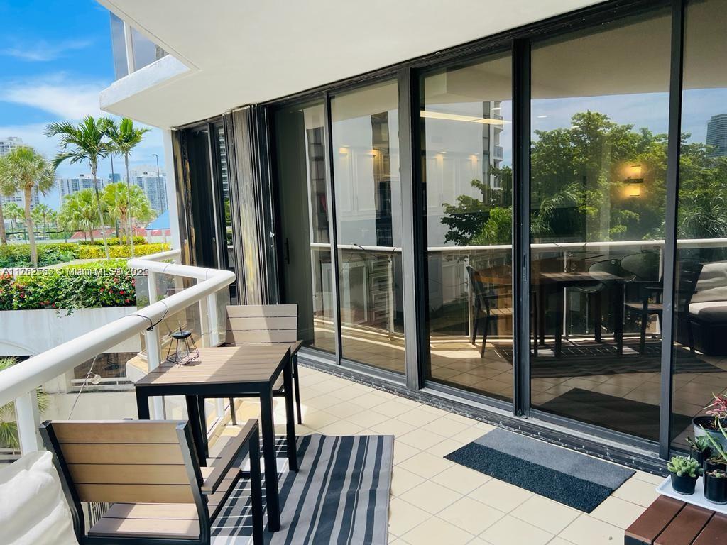 3610 Yacht Club Dr 401 Property Photo 25