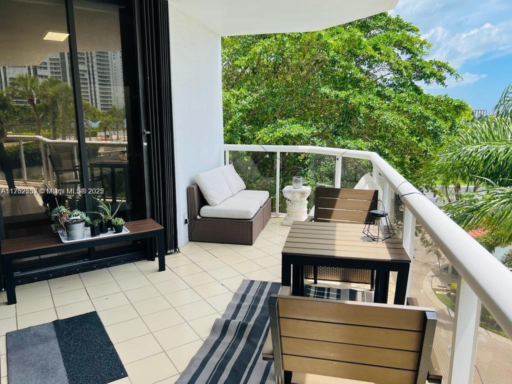 3610 Yacht Club Dr 401 Property Photo 26