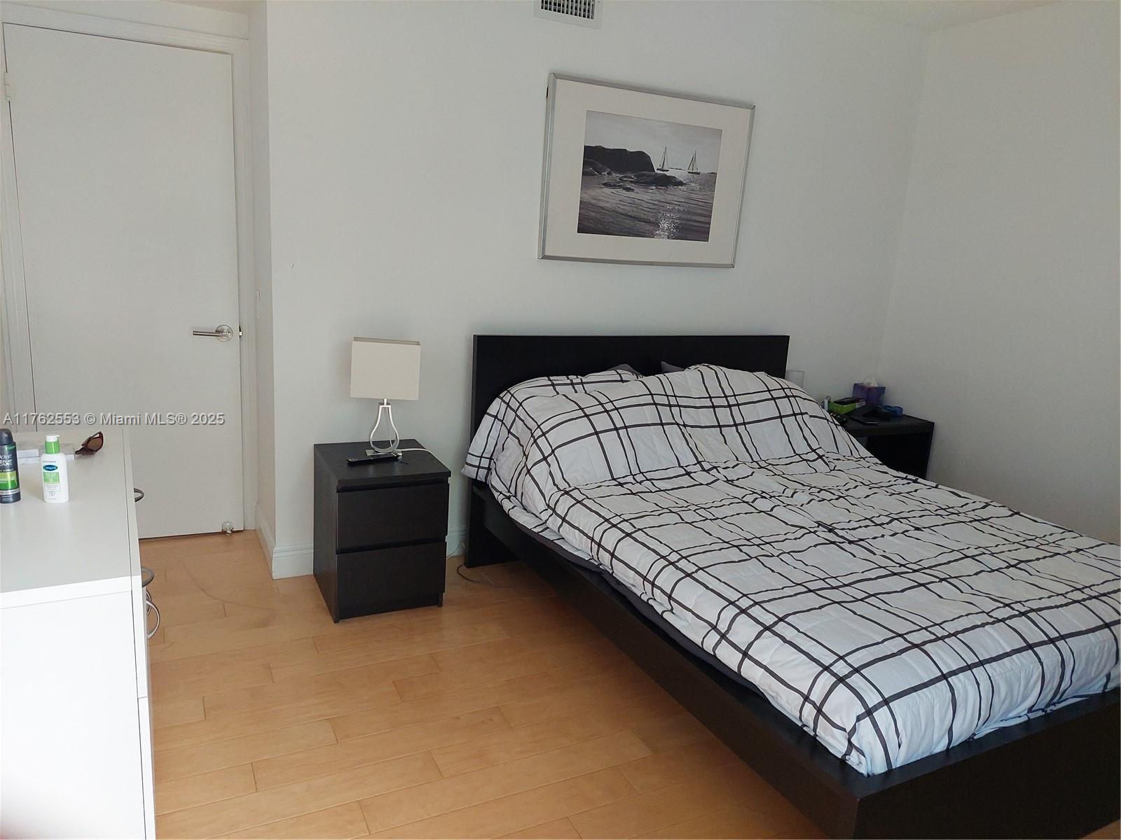 3610 Yacht Club Dr 401 Property Photo 33