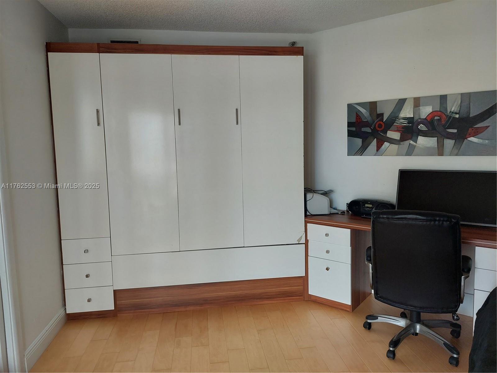 3610 Yacht Club Dr 401 Property Photo 35