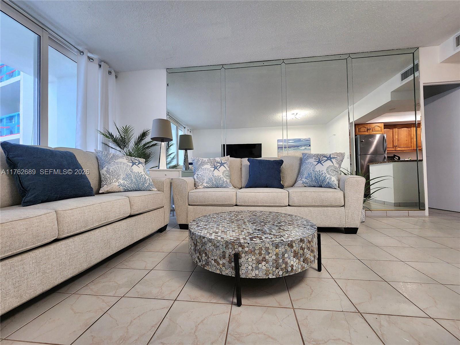 3505 S Ocean Dr 819 Property Photo 6