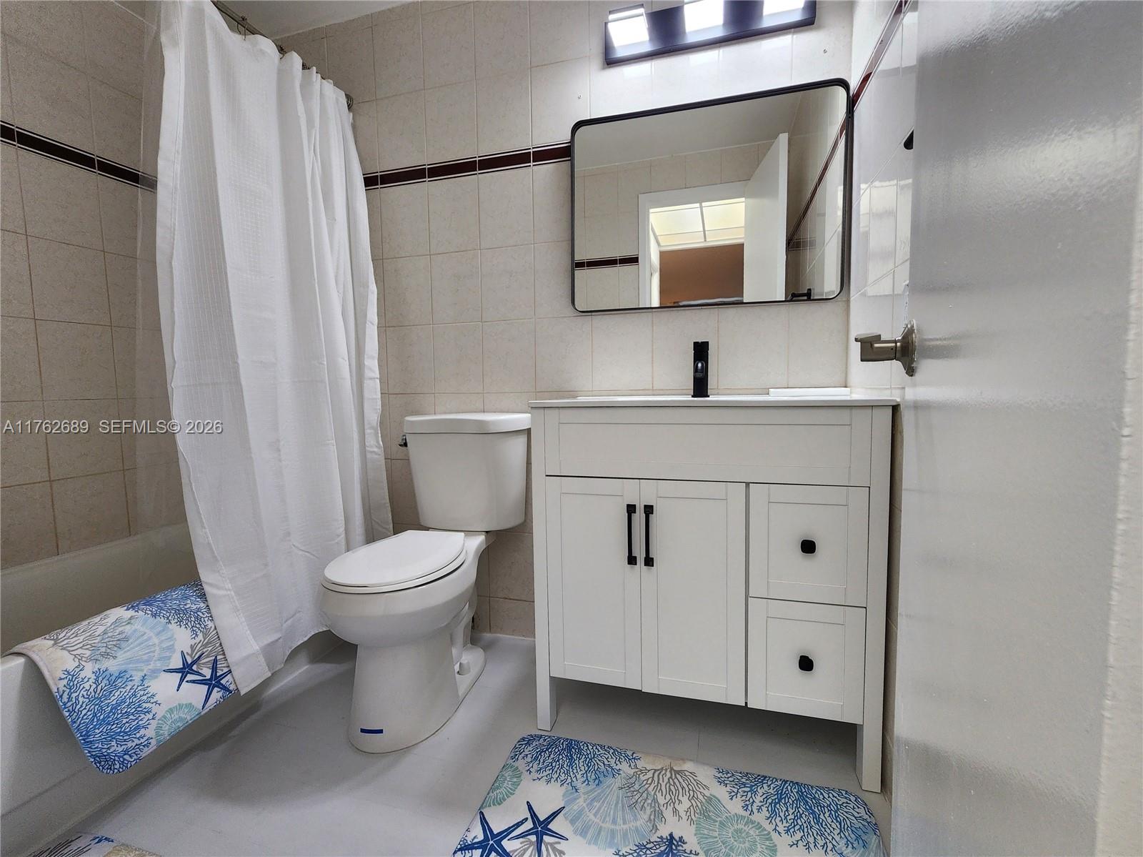 3505 S Ocean Dr 819 Property Photo 12