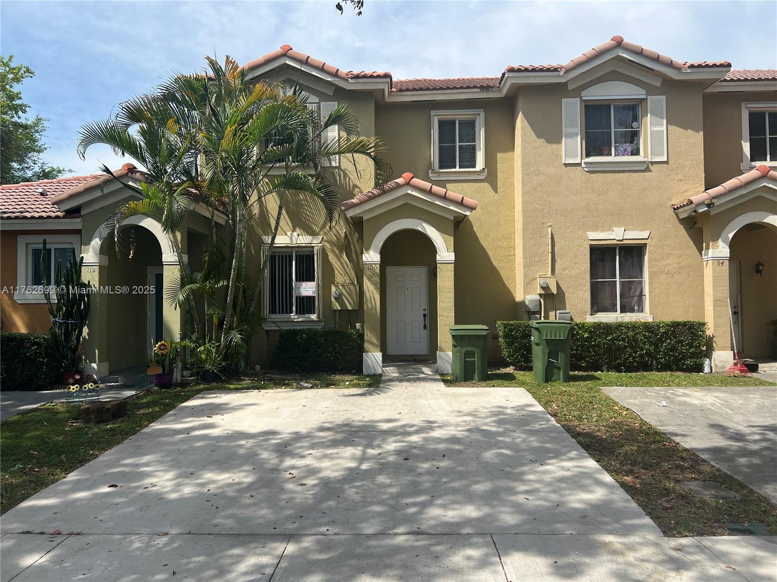 Mowry Villas Real Estate Listings Main Image