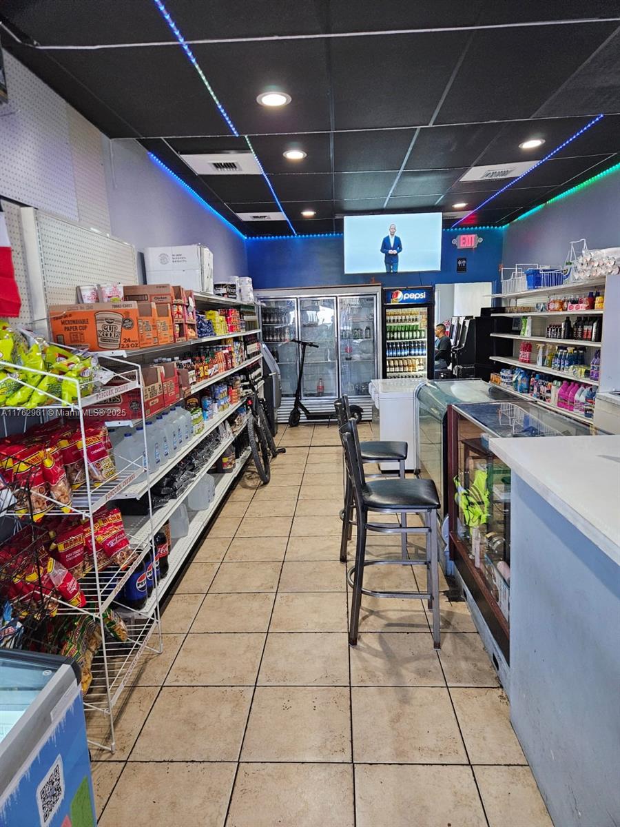 Grocery Store For Sale Prime 27th Ave Location Property Photo 7