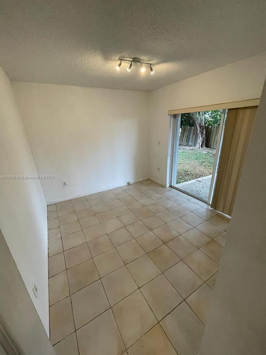 11783 Sw 272nd Ter Property Photo 9