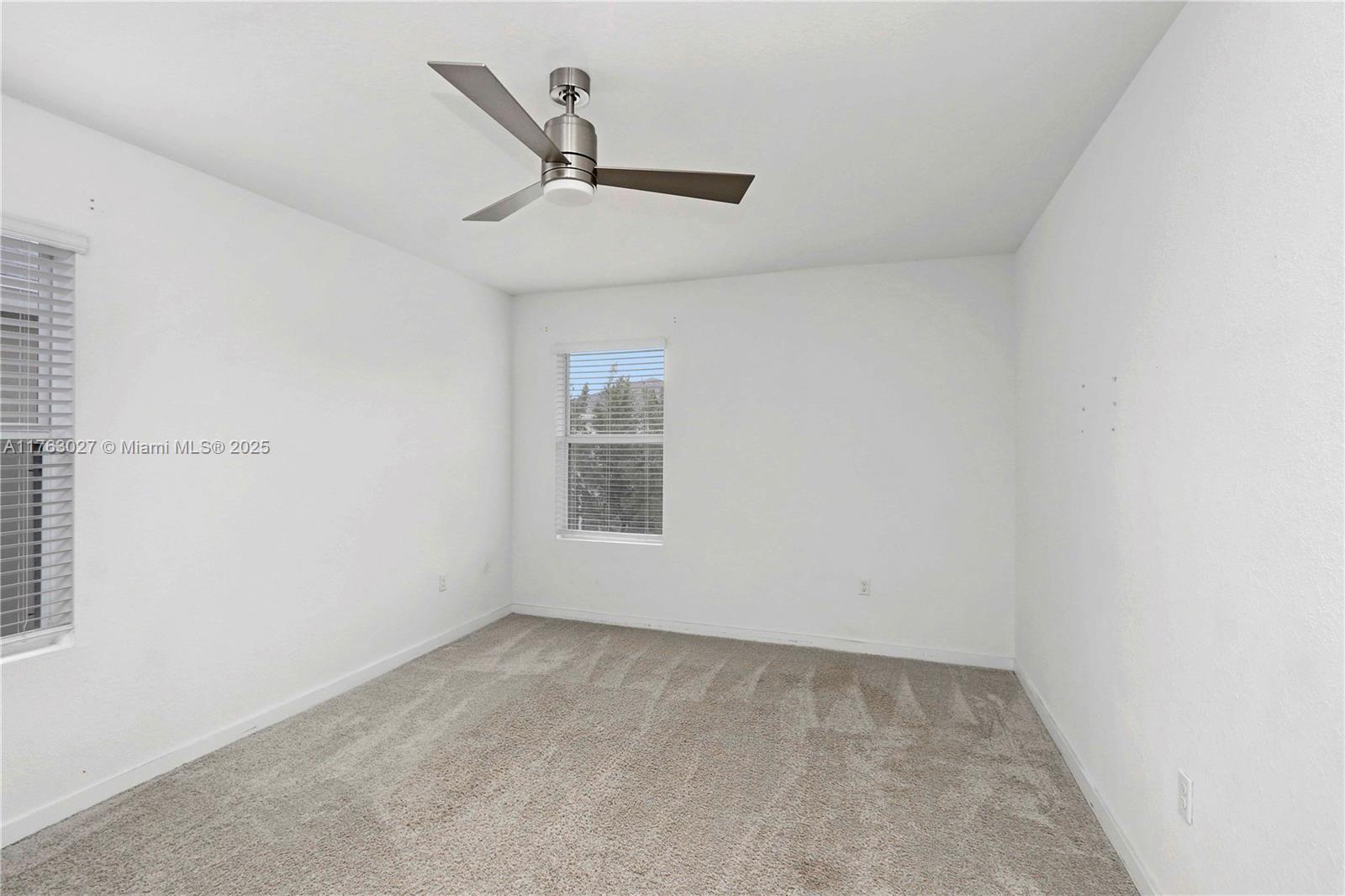 625 Ne 5th St Property Photo 21