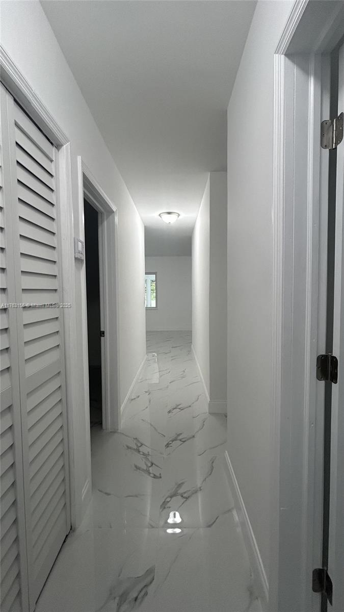 205 Seaman Ave Property Photo 27