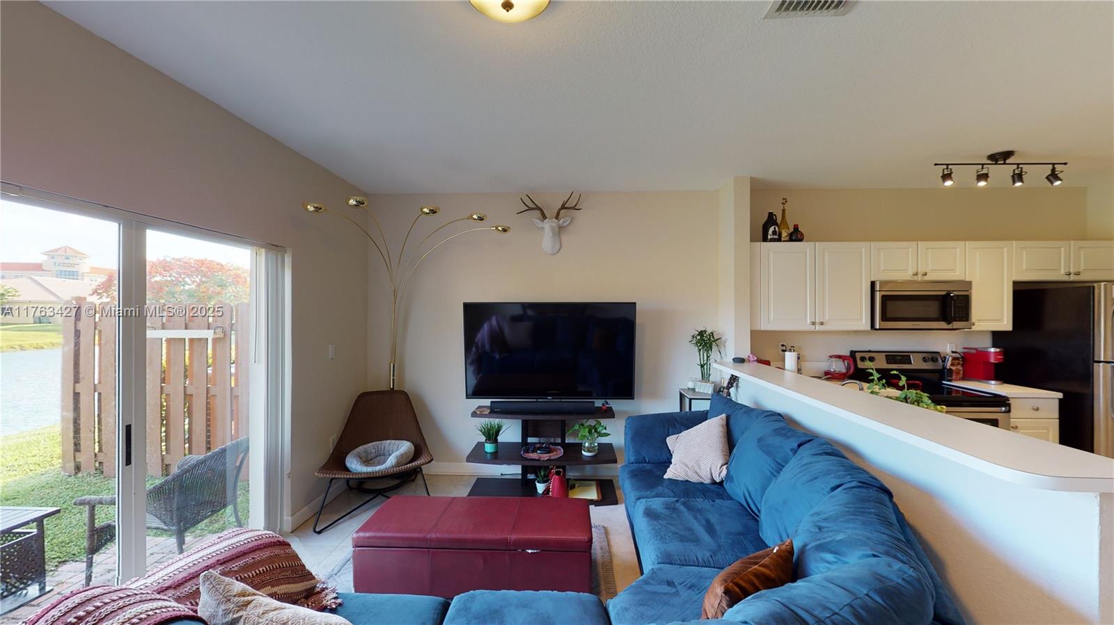 3350 Ne 13th Cir Dr 105-21 Property Photo 11