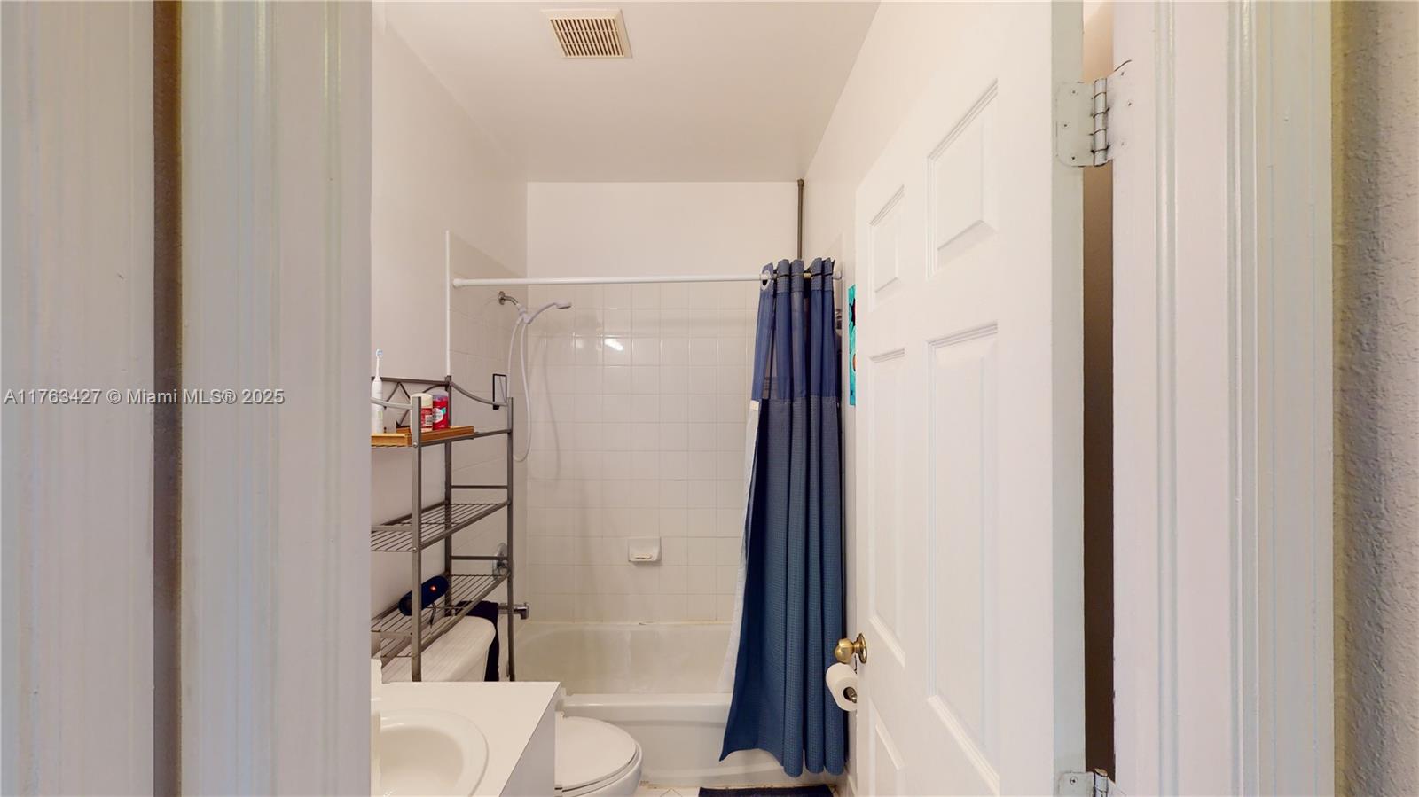3350 Ne 13th Cir Dr 105-21 Property Photo 27
