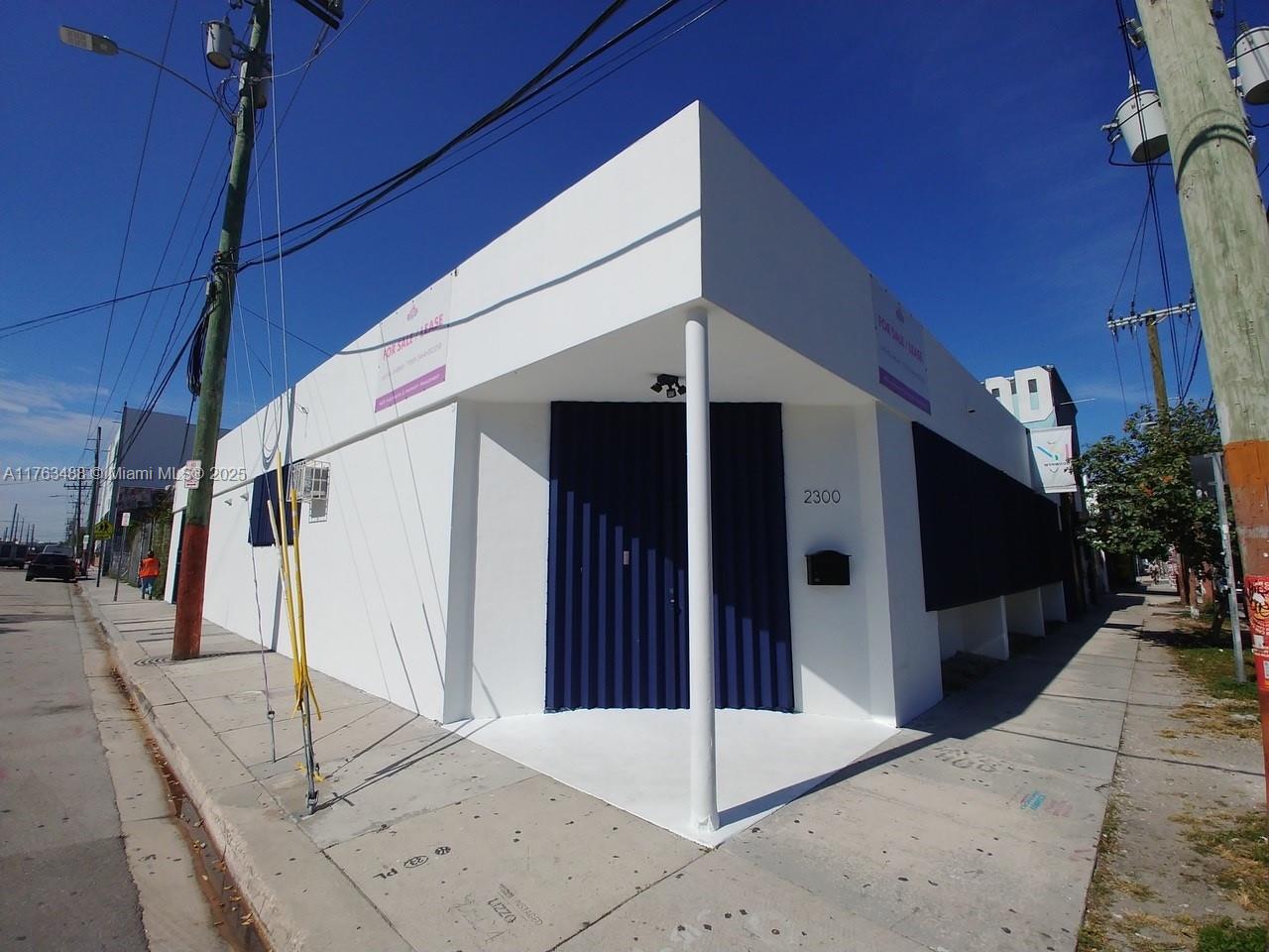 2300 N Miami Ave Property Photo 4